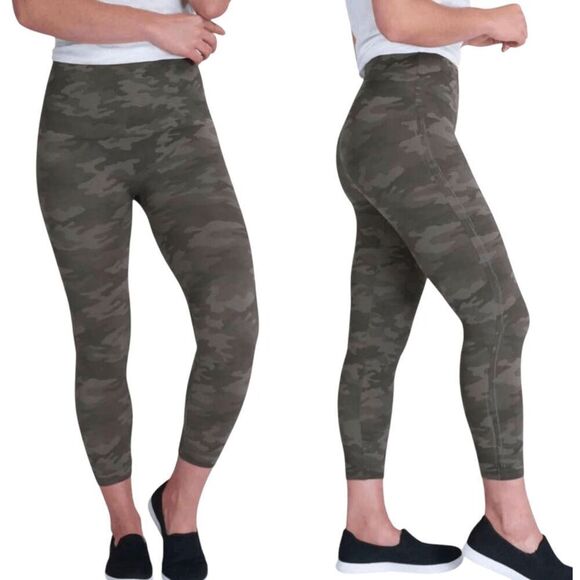 SPANX Look At Me Now Seamless Leggings In Black Size Large - Picture 1 of 3